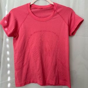 lululemon Swiftly Tech Short Sleeve Shirt 2.0 Coral Size 6